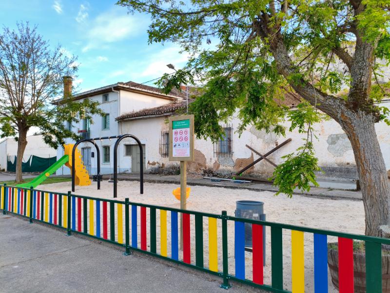 Parque Infantil Ventosa de Pisuerga pedanía de Herrera de Pisuerga Territorio BIC